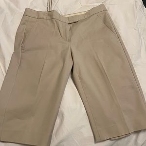 Women’s theory khaki shorts size 8.